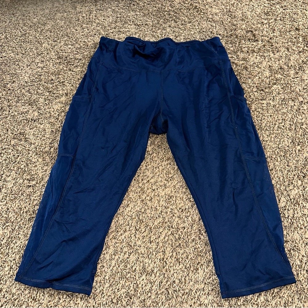 Navy Blue Athletic capris